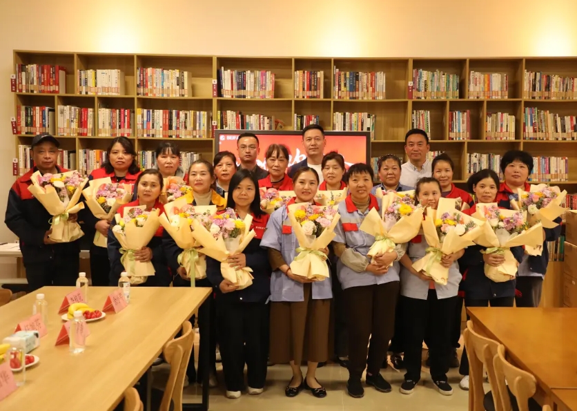初心如筆書(shū)歲月 榮光滿(mǎn)載啟新程｜貝發(fā)集團(tuán)舉辦職工榮休儀式